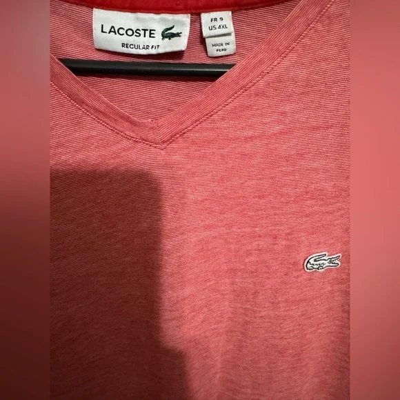 Lacoste Men's Red V-Neck Tee Classic Croc Logo Casual Essential - Picture 2 of 3